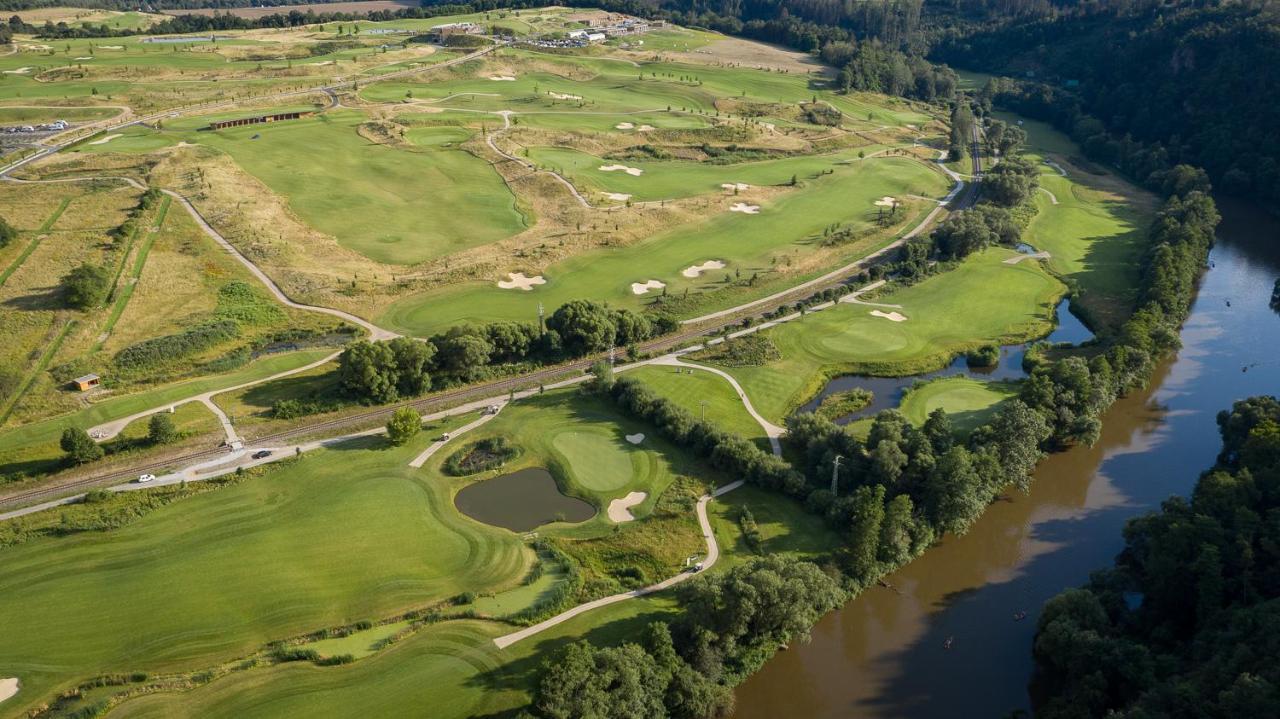 Panorama Golf Resort Kacov Exterior photo