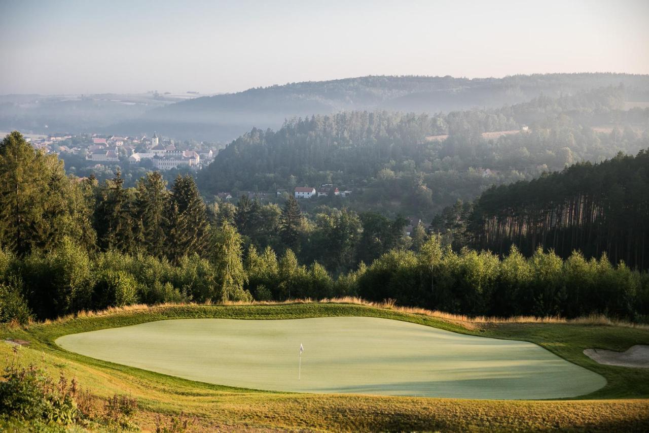 Panorama Golf Resort Kacov Exterior photo